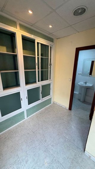 Local comercial en alquiler en La Creu Coberta en Valencia
