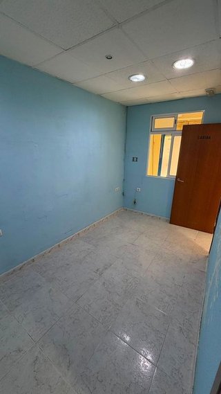 Local comercial en alquiler en La Creu Coberta en Valencia