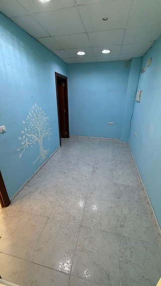 Local comercial en alquiler en La Creu Coberta en Valencia