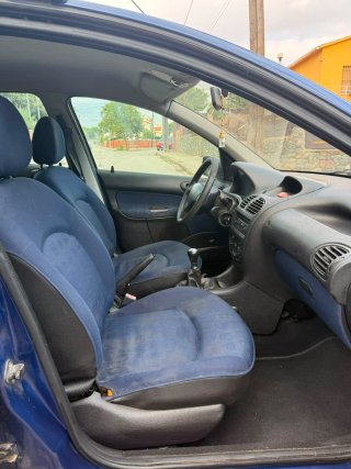 130.000KM PEUGEOT 206 DIESEL ITV RECIEN PASADA!!