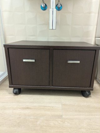 Lavabo Roca 60cm con mueble y toallero