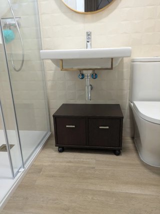 Lavabo Roca 60cm con mueble y toallero