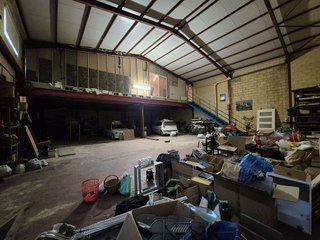 Nave industrial en venta en Carolinas Bajas en Alicante