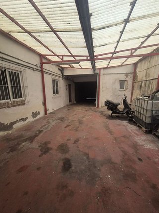 Nave industrial en venta en Carolinas Bajas en Alicante