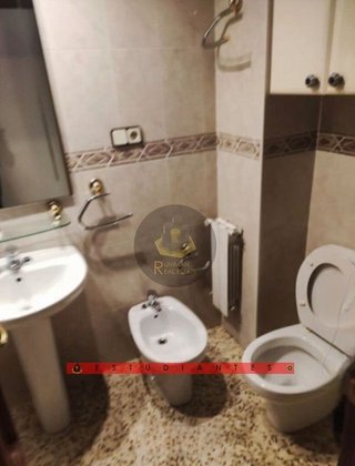 Piso en alquiler en Camino de Ronda - Rosaleda en Granada