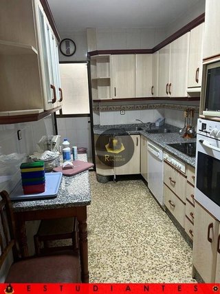 Piso en alquiler en Camino de Ronda - Rosaleda en Granada
