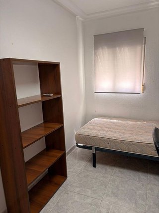 Piso en alquiler en Peñamefecit - Avda Barcelona en Jaén