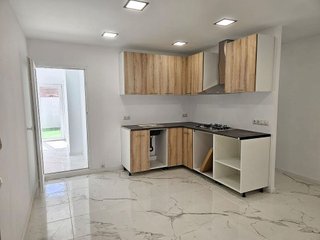Piso en venta en Los Ángeles en Alicante