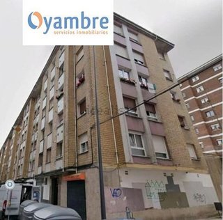 Piso en venta en Pumarín en Gijón