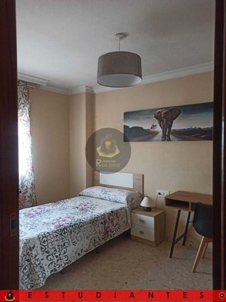 Piso en alquiler en Polígono Cartuja – La Paz en Granada