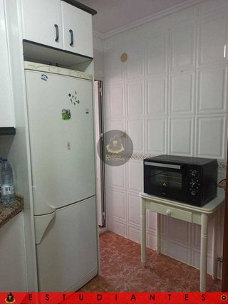 Piso en alquiler en Polígono Cartuja – La Paz en Granada