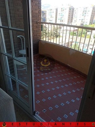 Piso en alquiler en Polígono Cartuja – La Paz en Granada