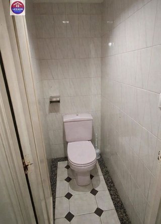 Local comercial en alquiler en Peralta