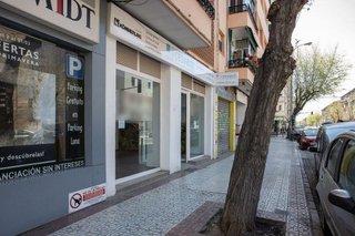 Local comercial en venta en Camino de Ronda - Rosaleda en Granada