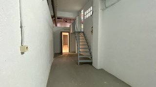 Nave industrial en alquiler en Zofio en Madrid