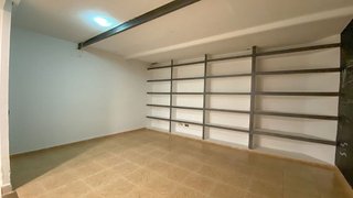 Nave industrial en alquiler en Zofio en Madrid