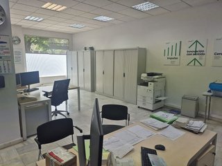 Local comercial en venta en La Chantría - La Lastra en León