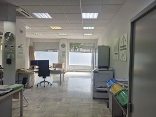 Local comercial en venta en La Chantría - La Lastra en León