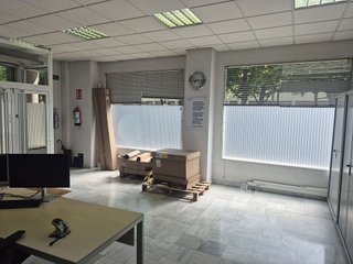 Local comercial en venta en La Chantría - La Lastra en León