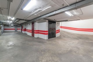 Garaje en venta en Camino de Ronda - Rosaleda en Granada