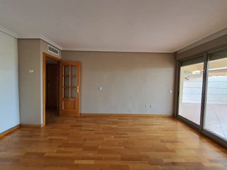 Piso en alquiler en El Mayorazgo - El Limonar en Málaga
