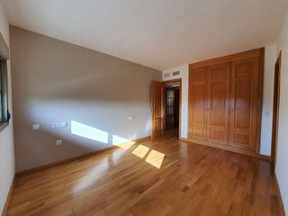 Piso en alquiler en El Mayorazgo - El Limonar en Málaga
