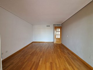 Piso en alquiler en El Mayorazgo - El Limonar en Málaga