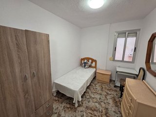 Piso en venta en Juan XXIII en Alicante