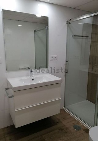 Piso en alquiler en Pedro Salvador - Las Palmeritas en Sevilla