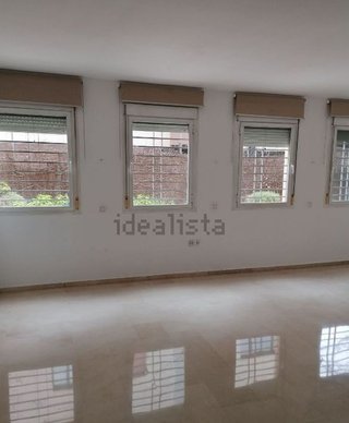 Piso en alquiler en Pedro Salvador - Las Palmeritas en Sevilla