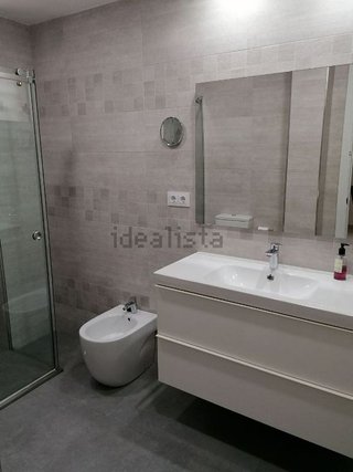 Piso en alquiler en Pedro Salvador - Las Palmeritas en Sevilla