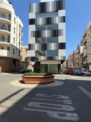Local comercial en alquiler en Playa del Cura en Torrevieja
