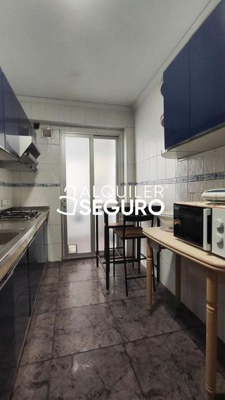 Piso en alquiler en Avda. de Abril. - 9 de octubre en Sagunto