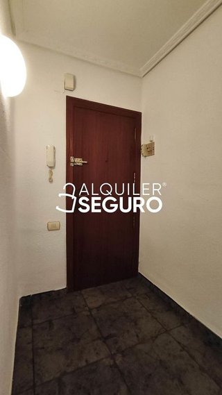 Piso en alquiler en Avda. de Abril. - 9 de octubre en Sagunto