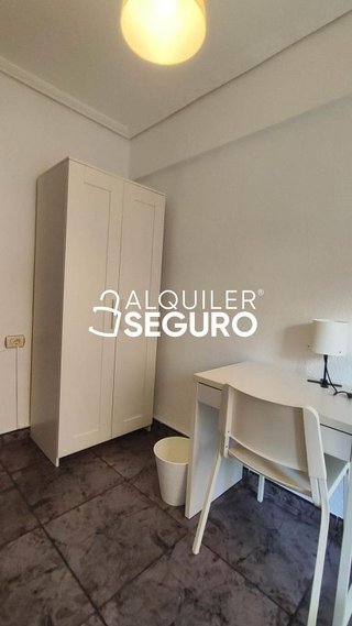 Piso en alquiler en Avda. de Abril. - 9 de octubre en Sagunto