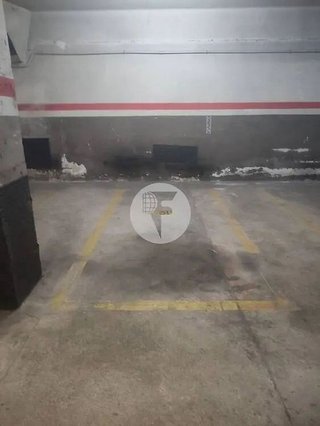 Garaje en venta en Vila de Gràcia en Barcelona
