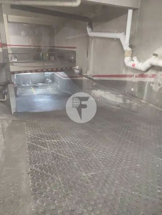 Garaje en venta en Vila de Gràcia en Barcelona