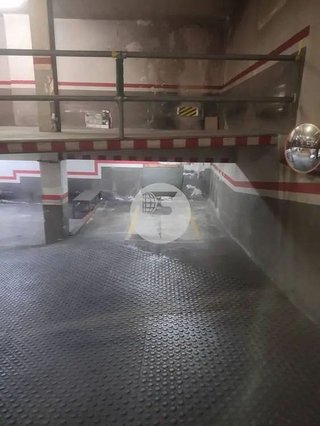 Garaje en venta en Vila de Gràcia en Barcelona
