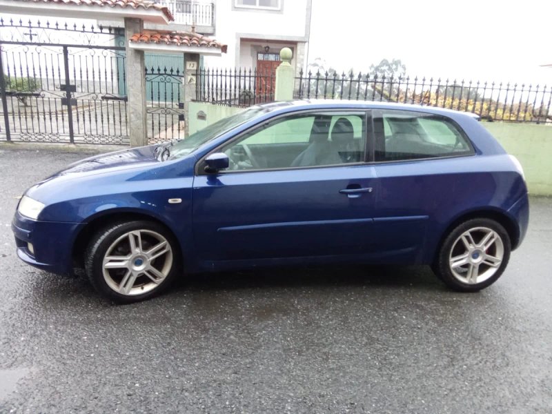 FIAT Stilo 2005 - foto 1