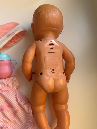 Nenuco con ropa y biberón original