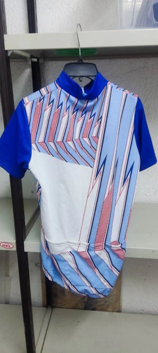 Chichonera Cinelli y maillot etxe ondo antiguo