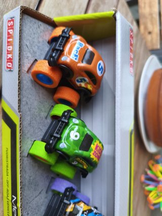 4 Coches de Metal SPIDKO