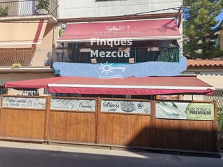 Local comercial en venta en Centre en Castelldefels