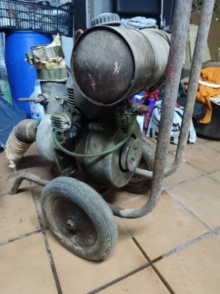 Motobomba para extracción de líquidos