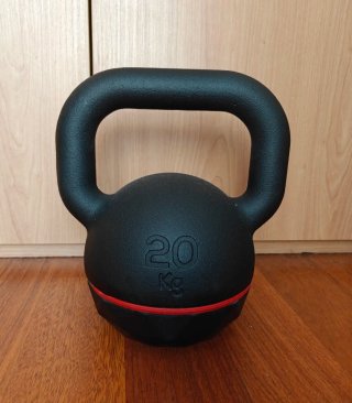Pesa rusa Kettlebell 20 kg. Decathlon.