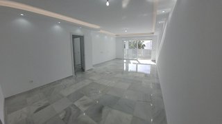 Piso en alquiler en Playa de la Fontanilla en Marbella