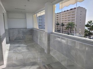 Piso en alquiler en Playa de la Fontanilla en Marbella