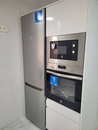 Piso en alquiler en Playa de la Fontanilla en Marbella