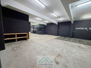 Local comercial en alquiler en Areal – Zona Centro en Vigo