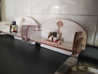 Bacheca in legno decorata